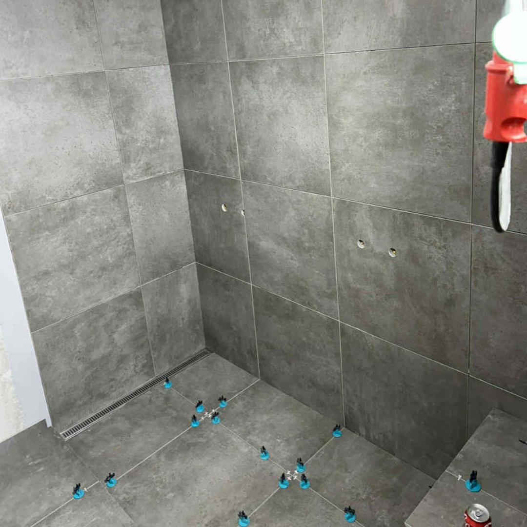 Renovering med nyt murer- og klinkearbejde